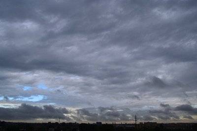 Cielo variopinto nella prima mattina del 4 giugno