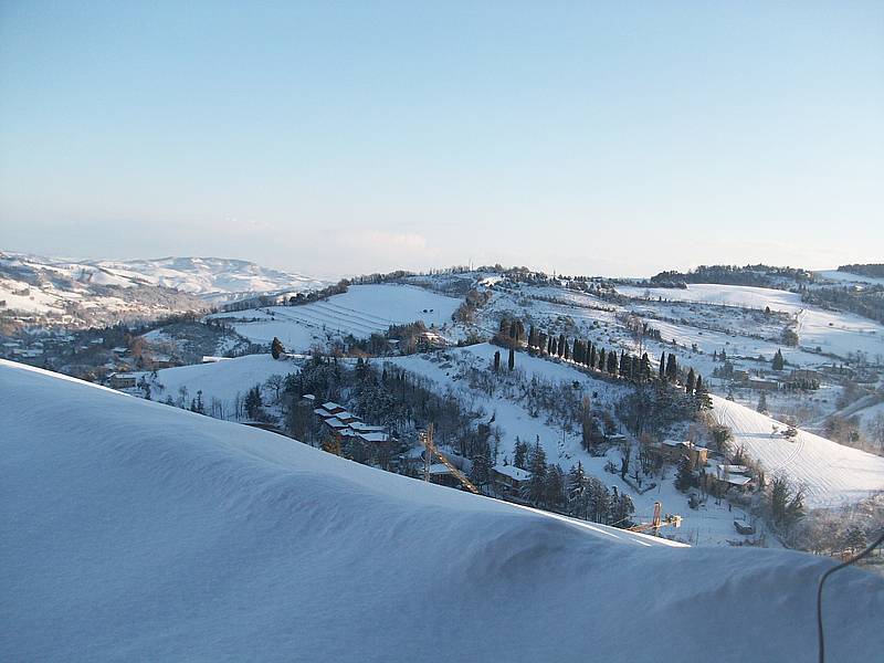 Le colline innevate a Marzo 2011 intorno a Urbino