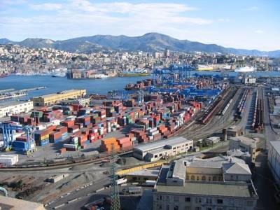 Il porto di Genova