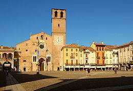 Lodi, Piazza della Vittoria