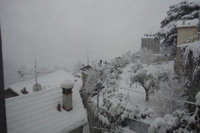 Molta neve a Brunate, Febbraio 2013