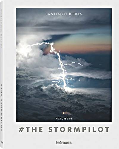 Il libro sui fulmini fotografati da Santiago Borja