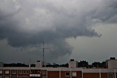 Temporale con Wall cloud, tail e funnel