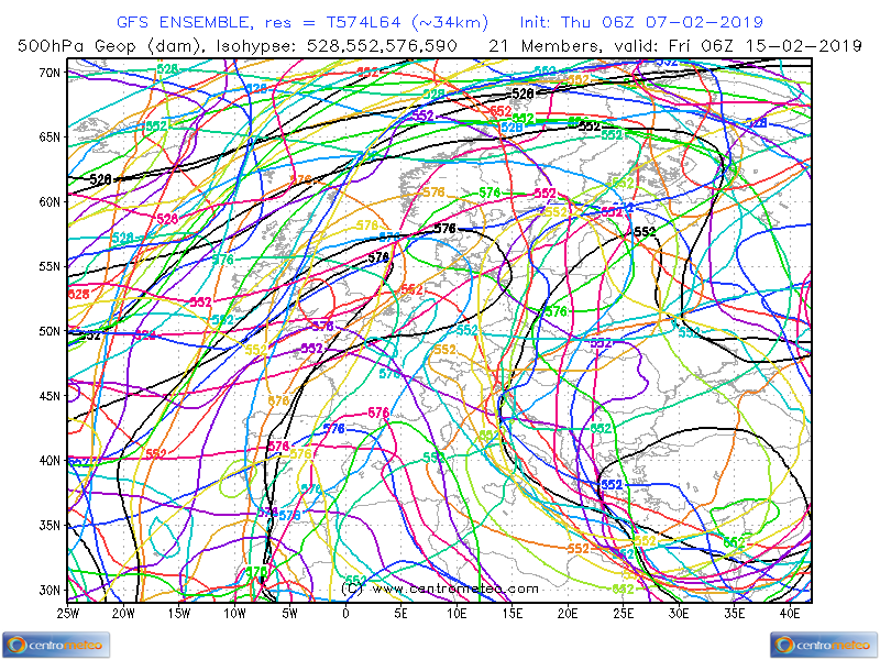 Classica mappa spaghetti del geopotenziale a 500hPa