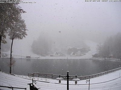 La nevicata del 5 maggio al Cerreto Laghi, sull'Appennino settentrionale